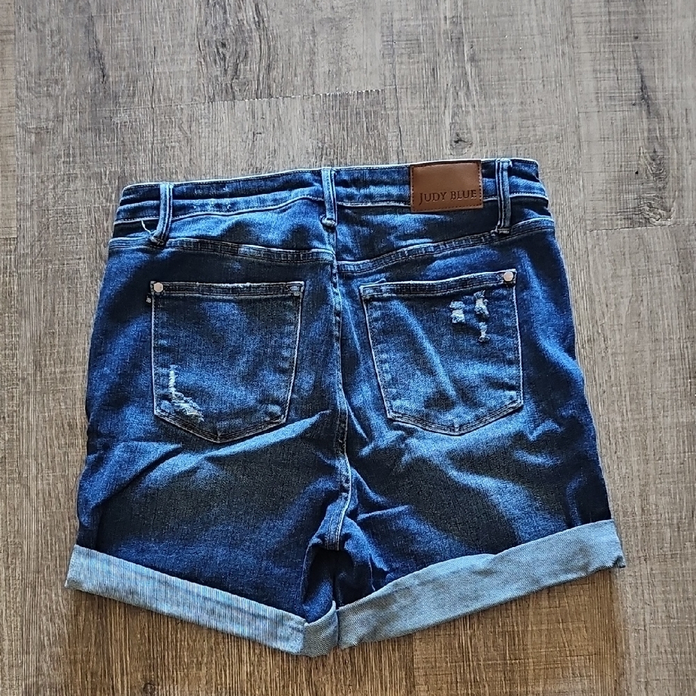 Judy Blue Dark Wash Jean Shorts - Picture 2 of 6